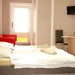 Amaya Motel