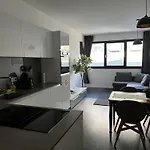 Luxus Apartment Mit Wasserblick