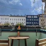 Spirit & Style - Grosszuegige, Helle Altbauwohnung In Bester Prenzlauer Berg Lage