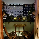 Spirit & Style - Grosszuegige, Helle Altbauwohnung In Bester Prenzlauer Berg Lage