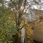 Schillerkiez Helle Zentrale Wohnung Mit Berliner Charme