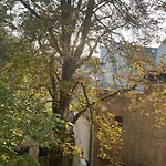 Schillerkiez Helle Zentrale Wohnung Mit Berliner Charme