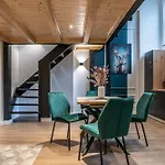 Oran Apartment 6