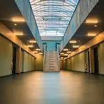 Dx Apartments