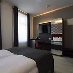 Hotel Grand Inn Berlin - Weissensee