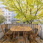 4 Zimmer Grosse Kueche Balkon Am Maybachufer