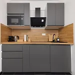 2Br Modern Apt Maybachufer Tischkicker