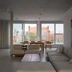 Carlotta Apartments
