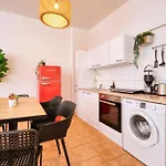 Staywell - Gemuetliches Apartment In Prenzlauer Berg