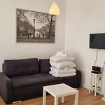 Green Apartment Studio L30 Neukoelln