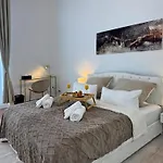 Holidayhome Apartments L Spacious Luxury Apartment In Prenzlauer Berg