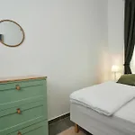 Staywell - Geraeumige Wohnung Naehe Bergmannkiez