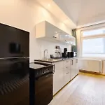 Big Urban Loft - Bis Zu 20 Personen - 180Qm - 180 Grad Skyline Balkon