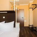 Apple City Hotel
