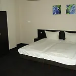 Hotel Pension Saks