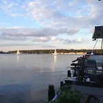 Hausboot Wannsee 1