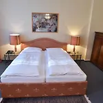 Hotel Carmer 16