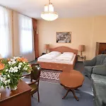Hotel Carmer 16