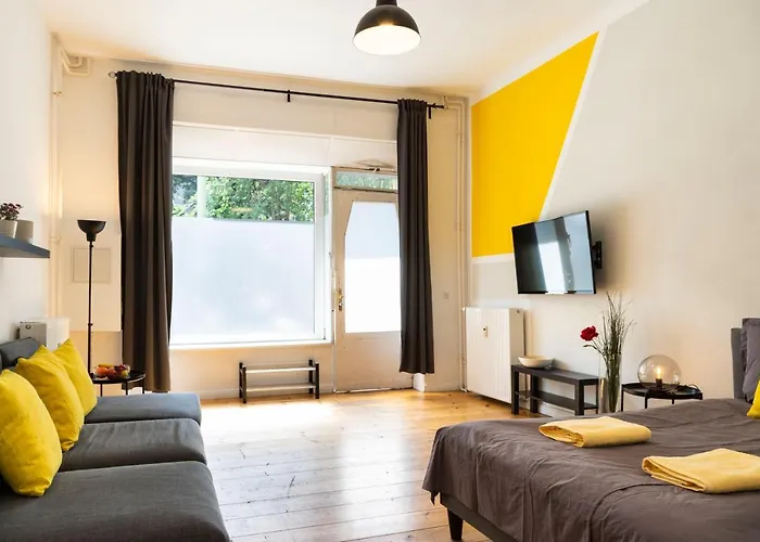 Cosy And Stylish Apartment In Berlin Neukoelln