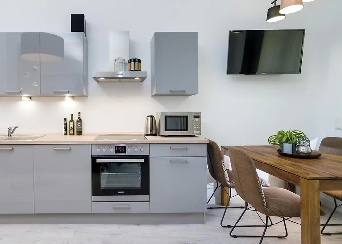 The Lohmeyerstr Vh Rechts, Lovely 2 Bedroom Up To 4