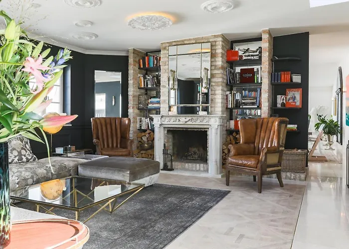 Alte Schoenhauser Penthouse By Suite030