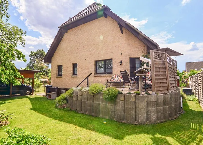 Stunning Apartment In Berlin-Bohnsdorf