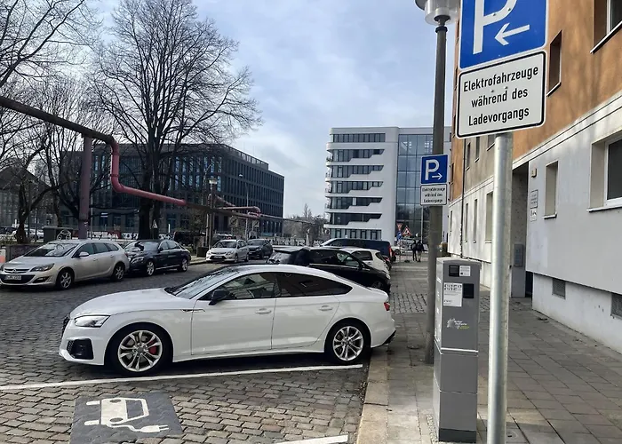 Wohnung 3 Neben Warschauer Platz Und Spree