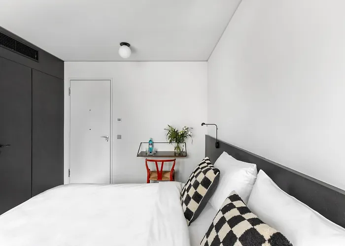 Numa Berlin Savi