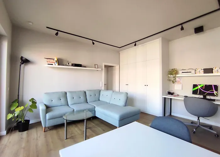 Urban Jungle Retreat
