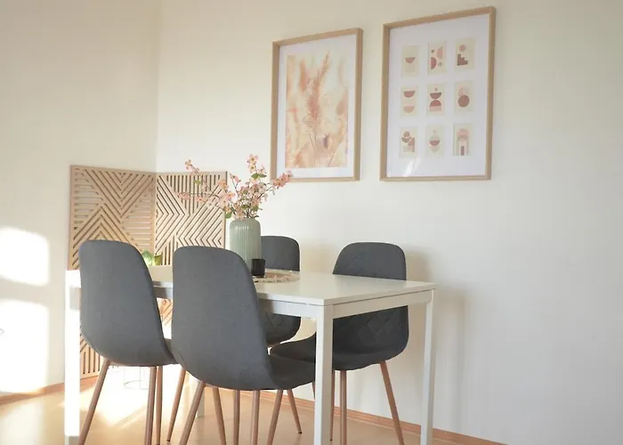 Skyline Loft Im Neukoellner Kiez - 90Qm