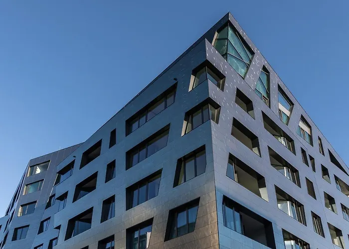 Modern Holiday Apartments In Sapphire By D. Libeskind
