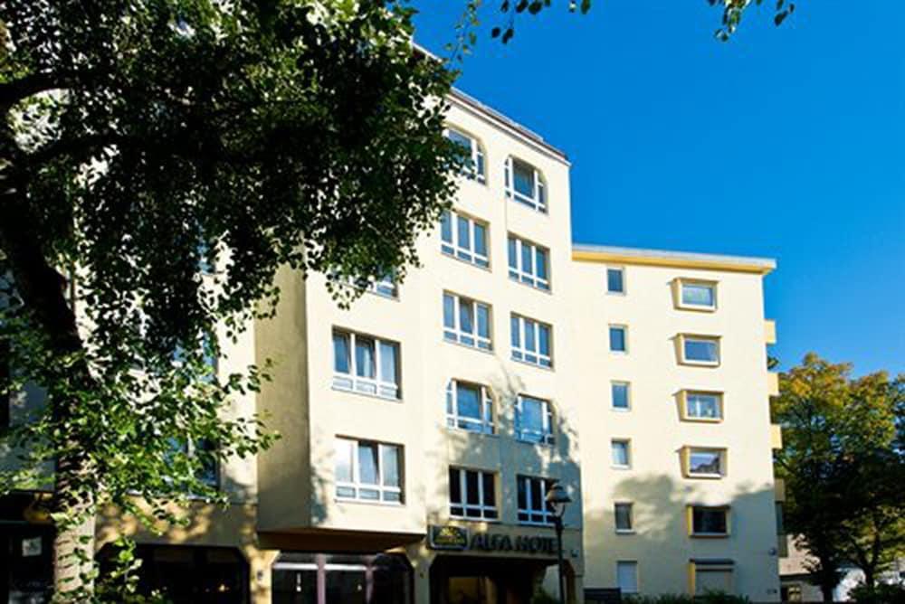Hotel Alfa