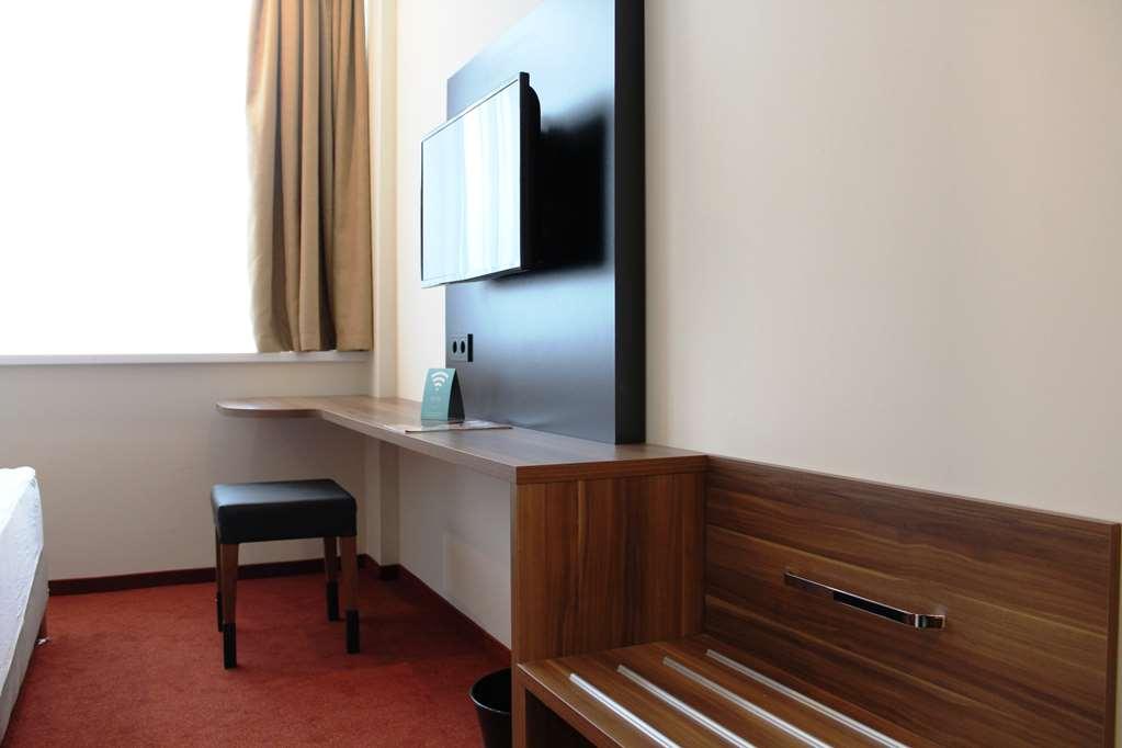 B&B Hotel Berlin-Adlershof Hotel