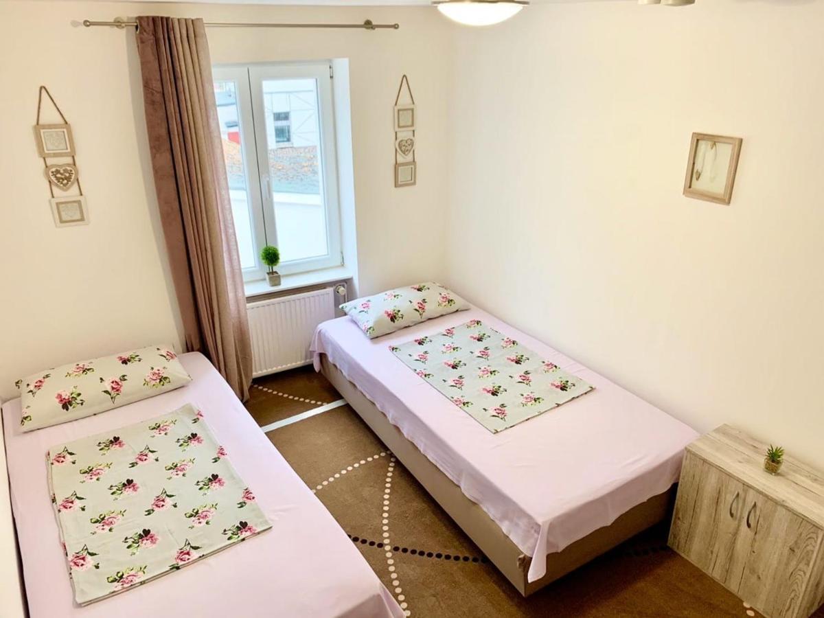 New Mitte Free Snack Hot Tea And Coffee Hostel *