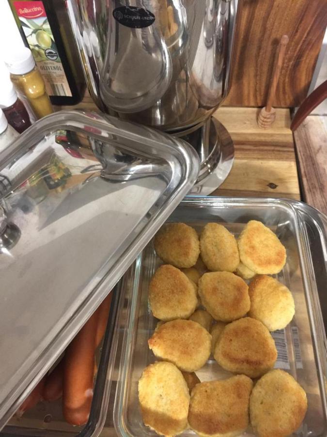 New Mitte Free Snack Hot Tea And Coffee Hostel