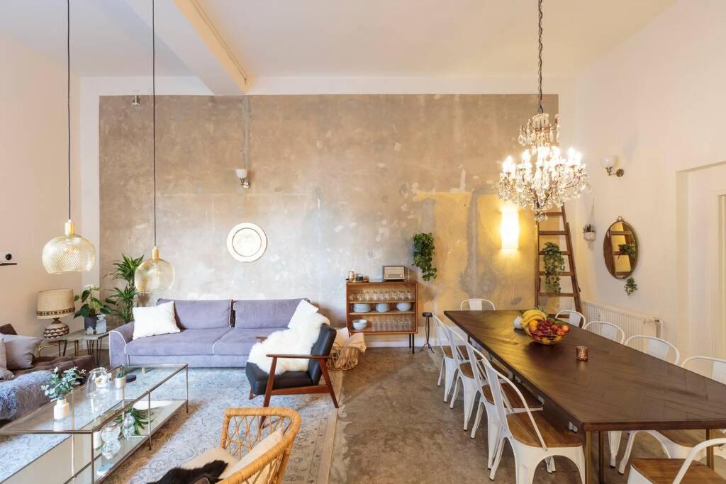 Unique Bohemian Loft Apartment Berlin