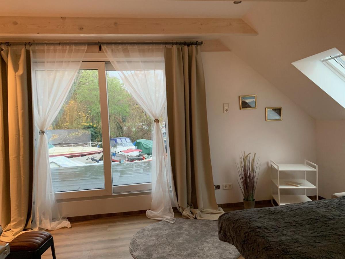 Tiny House Oder Auf Der Sunset Marina Lodge Berlin