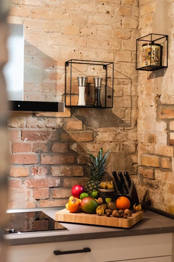Luxurious Urban Living - Premium Downtown Next To Hbf Apartment