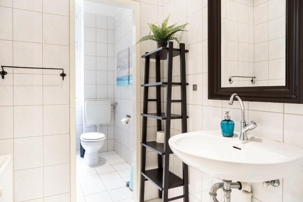 Apartment Big Aprtment In Berlin-friedrichshain Berlin