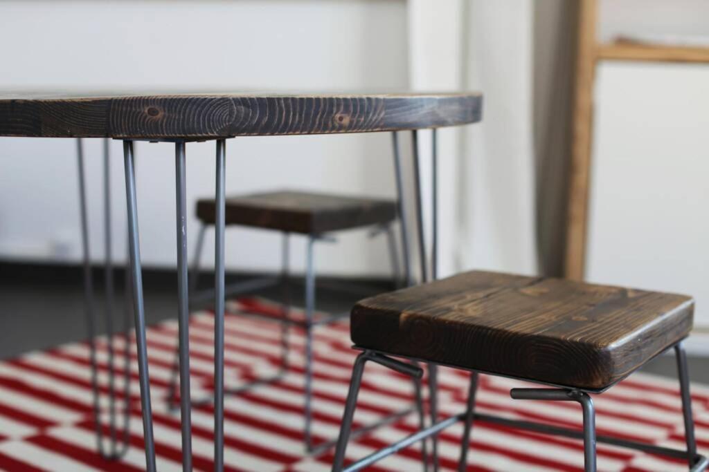 Luftiges Upcycling Im Eg - Zentral Berlin