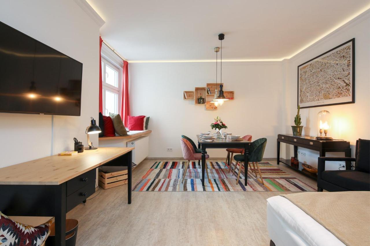 Apartment 4 Personen Altbau Nahe Kurfürstendamm *