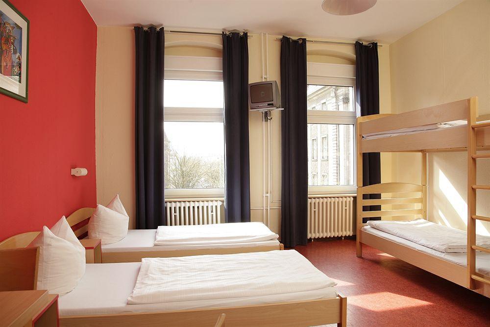 Acama & Schoeneberg 2* Berlin