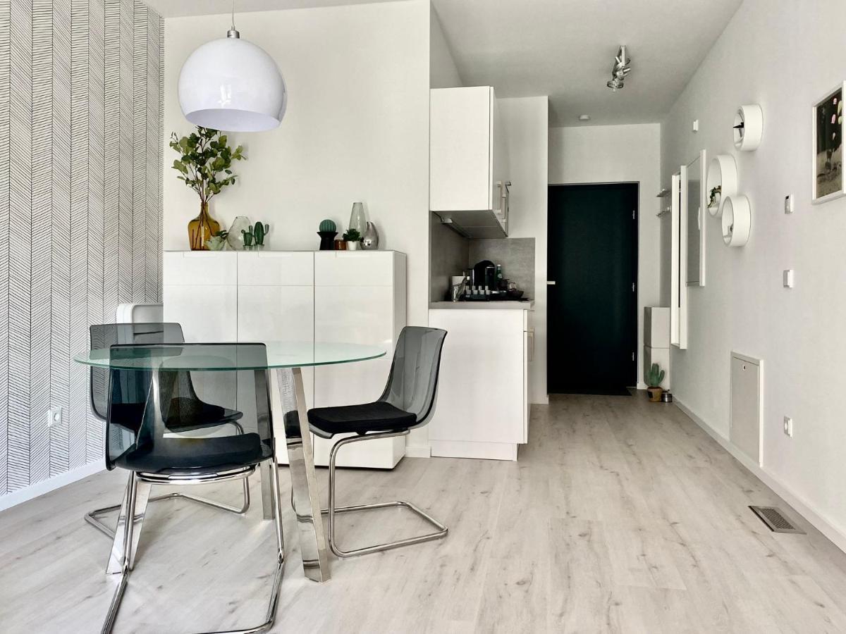 Apartment Modernes Apartment, Terrasse Und Garten Am Lilienthalpark Im Suedwesten Berlins *