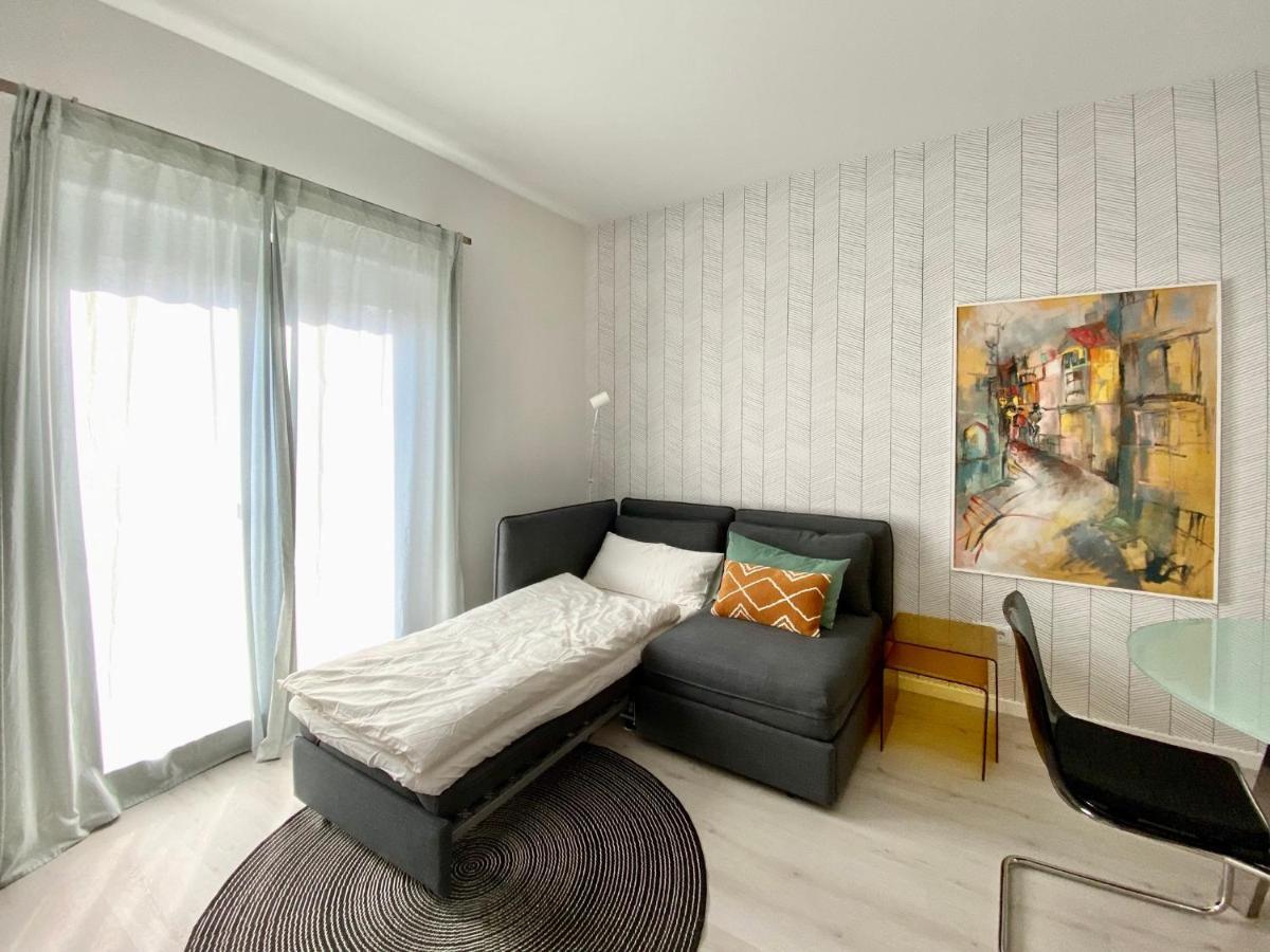 Modernes Apartment, Terrasse Und Garten Am Lilienthalpark Im Suedwesten Berlins Berlin