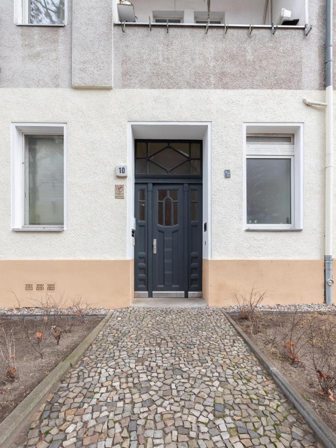 Apartment Aroser Allee *