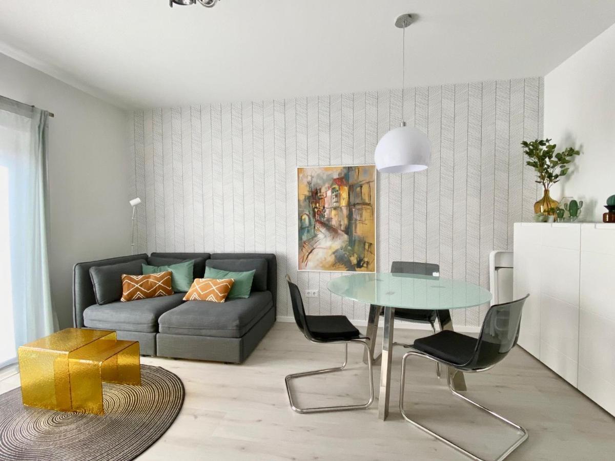 Modernes Apartment, Terrasse Und Garten Am Lilienthalpark Im Suedwesten Berlins Apartment Berlin