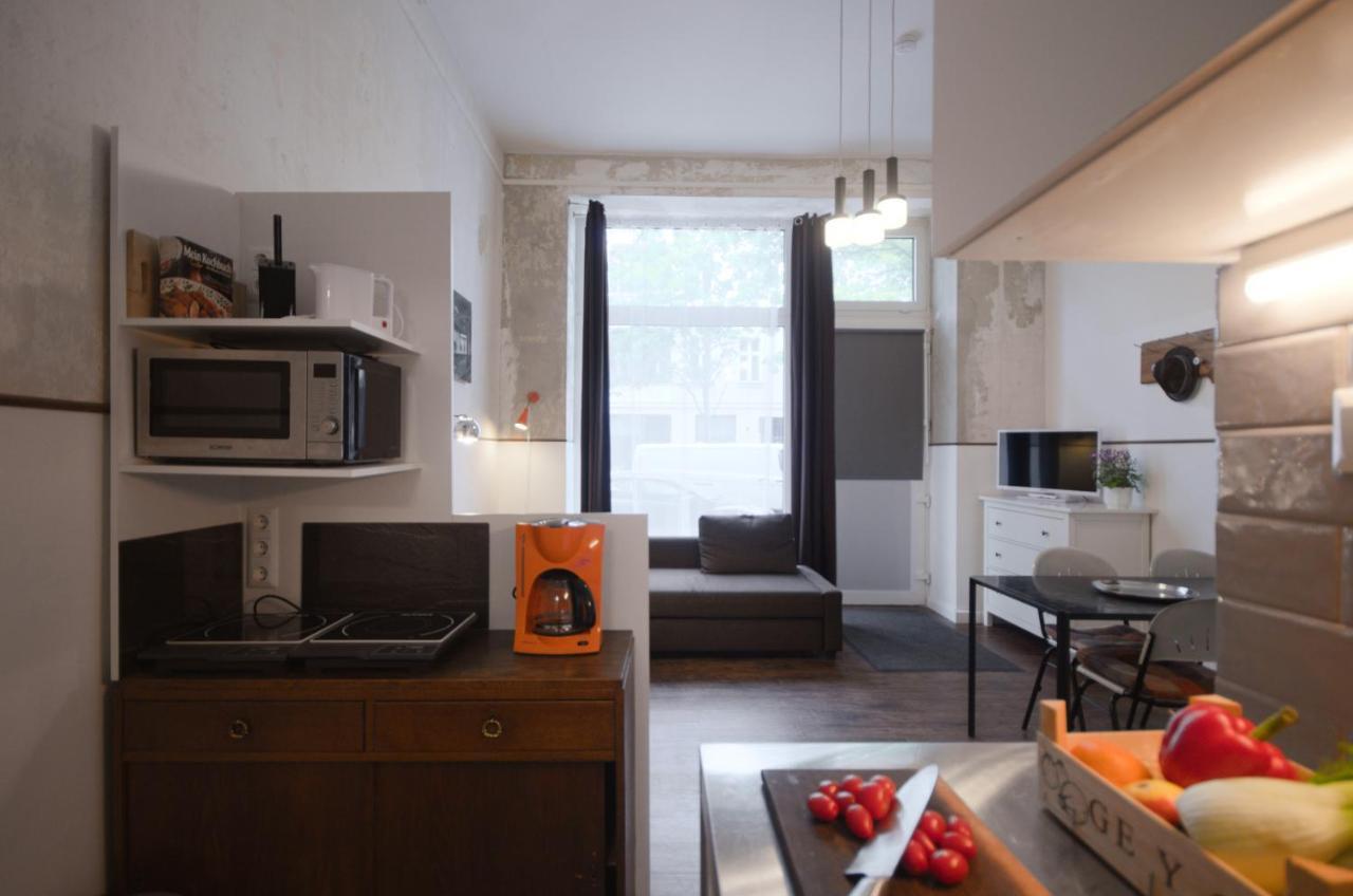 Altbauwohnung Mit 3 Badern * Berlin