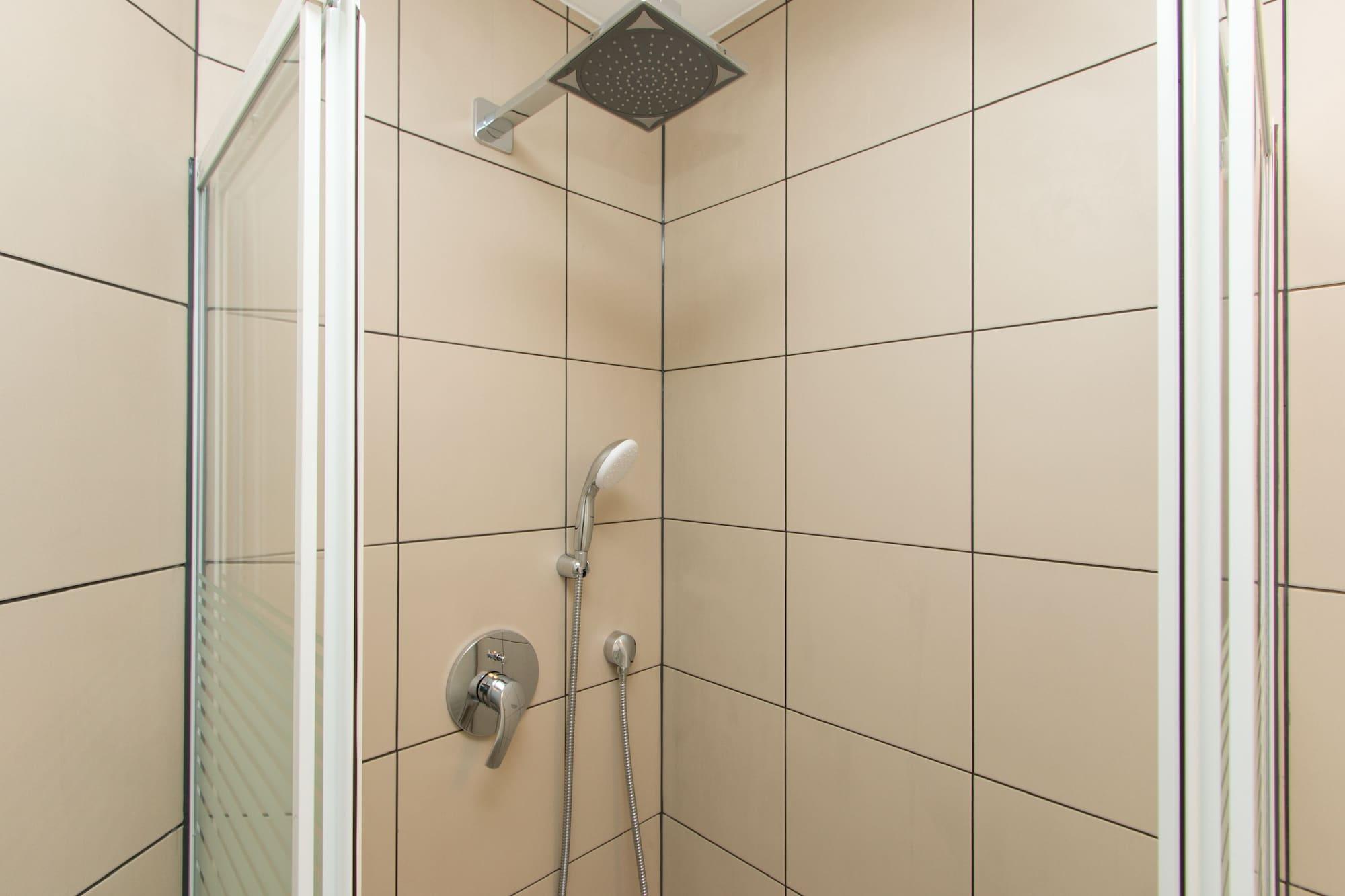 Primeflats - Aroser Allee * Berlin