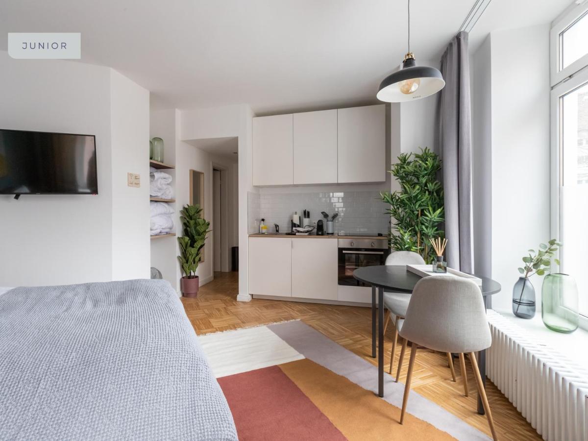 Aroser Allee Apartment Berlin