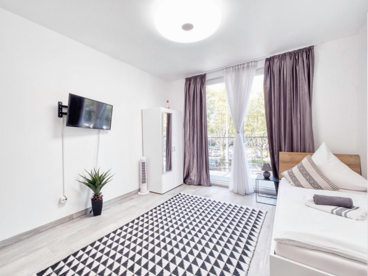 Amanda Guest house